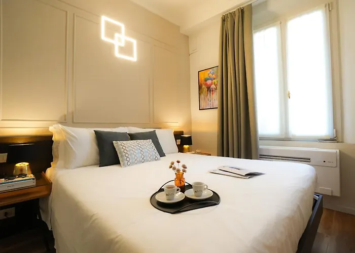Mazzini\'S Rooms